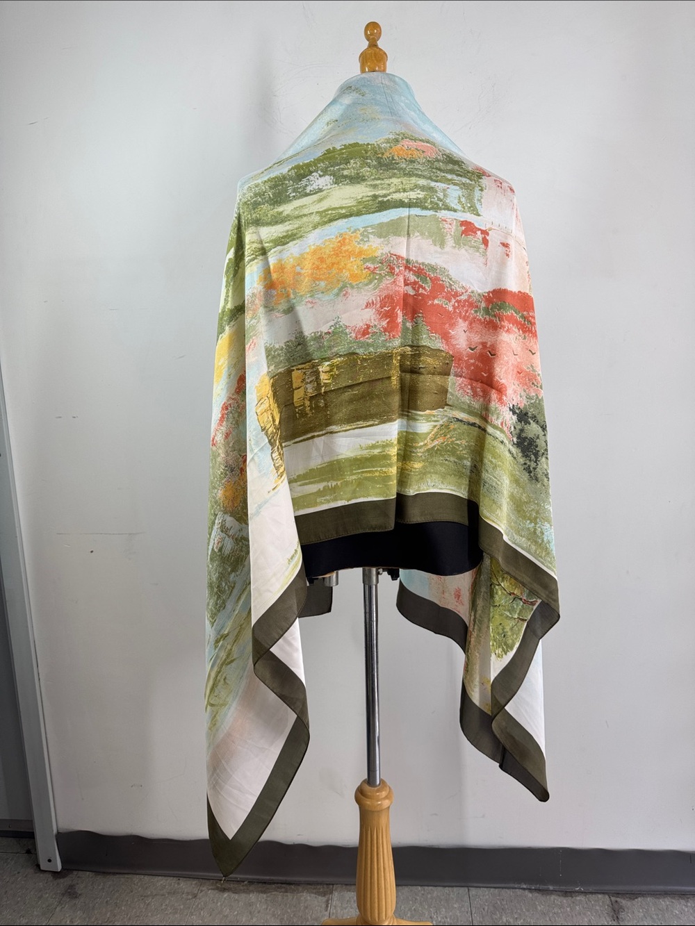 Silk Scarf Shawl Multicolor Landscape Print Lightweight Wrap Elegant Chic - Picture 6 of 13